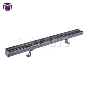 Éclairage mural linéaire LED extérieur étanche en aluminium pour façade de bâtiment et éclairage paysager à vendre - Product Image 6