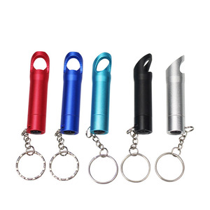 Mini llavero de luz LED multifunción con logotipo grabado con láser Abrebotellas de aluminio y linterna LED Pequeño regalo - Product Image 1