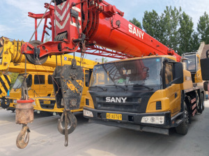 รถเครนติดตั้งบนรถบรรทุก Stc250s ของ Sany 25ton เครนเคลื่อนที่ไฮดรอลิกสำหรับรถบรรทุก