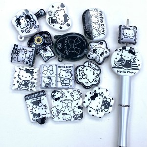 Cuentas sueltas de Hello Kitty en blanco y negro con impresión a doble cara, serie de accesorios DIY hechos a mano para cadena de teléfono móvil - Product Image 2