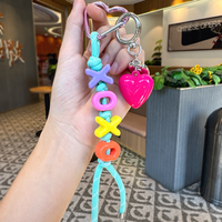 Nouveau porte-clés en corde tressée avec lettres colorées créatives, porte-clés en forme de cœur de dessin animé à la mode, accessoire