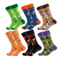 Femmes Vente en gros Logo personnalisé Dessin animé Coton Chiens Chaussettes Mignon Designer Animal Coloré Motif Drôle Respirant Équipage Mignon Chaussettes