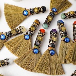 Venta al por Mayor <span class=keywords><strong>de</strong></span> Piedras <span class=keywords><strong>de</strong></span> Cristal Natural Pulido, 12 Signos del Zodíaco, Escoba Mágica, Adorno, Sanación, Reiki, Colección, Decoración - Product Image 1