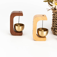 Service CNC Bois OEM : Accessoire de sonnette créatif en bois massif, forme découpée au laser avec cadre en bois pour l'artisanat