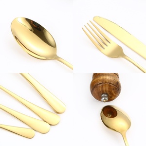 Conjunto de Talheres de Aço Inoxidável Luxuoso e Moderno com 24 Peças, Leve e Durável, para Festas, com Estojo Colorido - Product Image 5