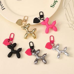 Ins Love Porte-clés en acrylique, motif chien ballon, style mignon et cool, pendentif pour sac et bijoux, figurine - Product Image 2