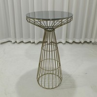 Table de bar en fil d'acier inoxydable doré avec plateau en verre miroir