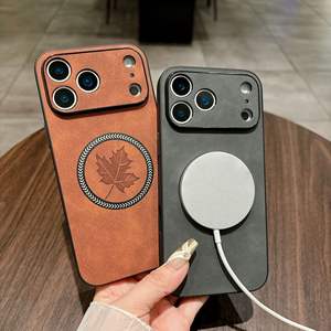 Fundas Magnéticas de Lujo para Teléfono Móvil con Diseño Retro de Hoja de Arce en Cuero para <span class=keywords><strong>iPhone</strong></span> 17 Air 16 15 <span class=keywords><strong>14</strong></span> 13 12 11 <span class=keywords><strong>Pro</strong></span> Max Plus - Product Image 3