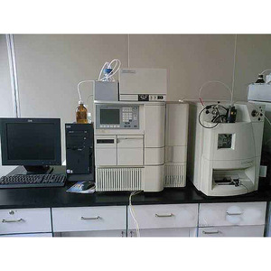 Système de chromatographie liquide-spectrométrie de masse Shimazu 2695ZQ2000 LCMS, instrument analytique à quadrupôle unique - Product Image 1