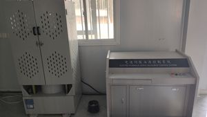 Tester di Resistenza alla Compressione 300T, Pressione Avanzata per Calibrazione Celle di Carico, Garanzia 1 Anno, Protezione IP55 - Product Image 2