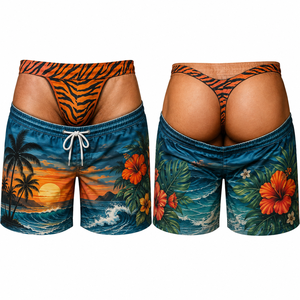 Traje de Baño con Ilusión Óptica para Hombre, Diseño de Tanga, Estampado Floral Tropical con Atardecer en el Océano, Secado Rápido, Shorts para Playa y Fiestas - Product Image 1