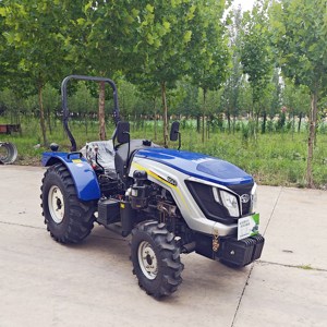 Tracteur agricole 4x4 série TE 25-75 CV, conception à plancher plat - Product Image 1