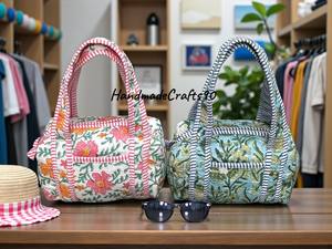 Mini bolso de lona, bolso de viaje, bolso de lona de tela acolchada hecho a mano, bolsos de lona con estampado de bloques, bolso de mano para pasar la noche - Product Image 2