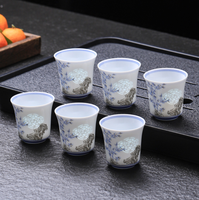 Tasses à thé Gongfu haut de gamme en céladon bleu délicat et porcelaine blanche de Jingdezhen, ensembles de thé domestiques pour la vente en gros