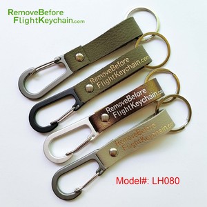 Llavero de cuero PU genuino con estampado de lámina dorada y plateada, simple y duradero, con mosquetón de aluminio ligero y anillo de sujeción. - Product Image 1