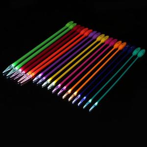 Set di Ferri da Maglia a Punta Singola in Plastica con LED, 9 Misure, per Lavoro all'Uncinetto - Vendita all'Ingrosso - Product Image 3