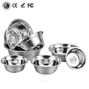 Commercio all'ingrosso automatico rotondo in acciaio inox Pet ciotola di acqua portatile per interni/esterni <span class=keywords><strong>gatto</strong></span> ciotola alimentatore stile solido per uso di viaggio - Product Image 1