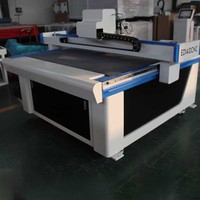 Cortadora CNC de Cama Plana con Plotter de Ruedas Giratorias para Imprimir Cajas de Embalaje de Cartón