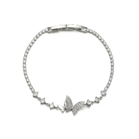 Bracelet Gothique Kawaii Papillon Orné de Deux Papillons en Zircon Style Bohème Plage 2026 – Accessoire Tendance pour Banquet