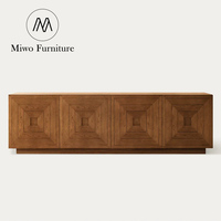 Meuble TV moderne en bois massif avec panneau sculpté carré encastré, console multimédia à 4 portes, unité de divertissement pour salon