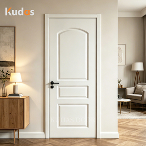 Porte intérieure en <span class=keywords><strong>bois</strong></span> blanc traditionnel, 3 panneaux, dessus arqué, finition laquée, noyau en <span class=keywords><strong>bois</strong></span> massif, porte simple moulurée pour chambre à coucher - Product Image 1
