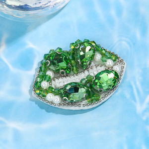 पैच रंगीन दिलचस्प थोक बिक्री क्रिसमस हैंडबुने तैयार उत्पाद ट्रेंडी वॉलेट बहुमुखी फ्फी पैच - Product Image 6