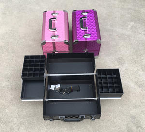 Custodie <span class=keywords><strong>per</strong></span> treni cosmetici in alluminio borse Vanity Makeup Beauty Boxes custodia <span class=keywords><strong>per</strong></span> il trucco - Product Image 6