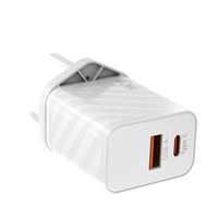 Prise standard UE UK certifiée 40W 20W USB A + CFast ChargingPower Adapter Pd QC3.0 2 Ports Mobile Phone Charger