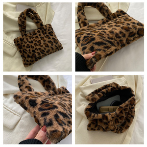 Mode femmes vache imprimer Mini sacs à bandoulière femme hiver en peluche sous les bras sacs léopard zèbre motif moelleux fourre-tout petits sacs à main - Product Image 6