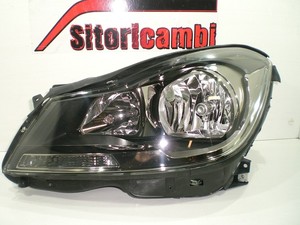 Faro Delantero Izquierdo Completo Original Compatible con <span class=keywords><strong>Mercedes</strong></span>-Benz <span class=keywords><strong>CLA</strong></span> - Product Image 1