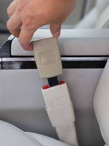 1 पीसी कार सुरक्षा बेल्ट एक्सटेंडर सीट बेल्ट कवर सीट बेल्ट ड्राइव एक्सटेंशन प्लग सीटबेल्ट क्लिप - Product Image 6