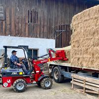 Mini Caricatore a Ruote Good Farm Helper Wolf Mini750 con Diversi Accessori