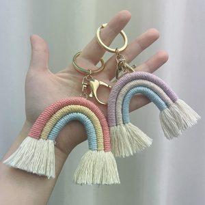 Portachiavi a forma di arcobaleno in metallo placcato <span class=keywords><strong>oro</strong></span> moda portachiavi con nappe in <span class=keywords><strong>filo</strong></span> di seta arcobaleno bohémien - Product Image 6