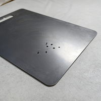 Papan Pemotong Persegi Titanium Murni Dipoles, Digulung Panas, Digulung Dingin, Kelas Makanan GR2 ASTM B348 Bersertifikat ISO 9001:2015 Dapat Disesuaikan