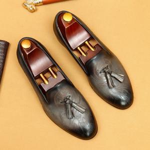 Handmade British leather loafers for <b>men</b>, suitable for business and casual wear - Product Image 3