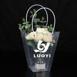 Sac imperméable trapézoïdal transparent en PP, sac à fleurs en PVC à pois, matériau pour bouquet, fournitures pour fleuristes - Product Image 6
