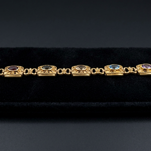 Pulsera de Cadena Chapada en Oro Art Palace con Piedras Multicolores, Estilo Vintage, Joyería Unisex - Product Image 1
