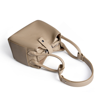 Fabricant OEM Sac Seau Cuir Véritable Grande Capacité Cuir Pleine Fleur Multifonctionnel Main Épaule Bandoulière
