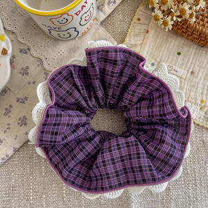 KAKA Nouvelle Scrunchie en Tissu à Carreaux et Dentelle Style Français 10cm pour Femme, Accessoire Cheveux Tendance, Décoratif pour Usage Quotidien - Product Image 4