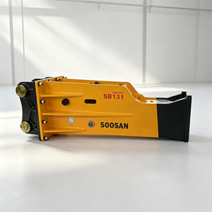 Martillo Hidráulico Tipo Caja SOOSAN SB131, Nuevo, para Excavadoras de 30-38 Toneladas, Construcción y Minería - Product Image 1