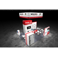 Stand de Madera con Estructura de Truss y Diseño de Techo para Ferias Comerciales Internacionales