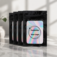 Pochette en PE Mylar noir durable avec logo personnalisé et fenêtre holographique, sac refermable à fermeture éclair pour emballage de détail