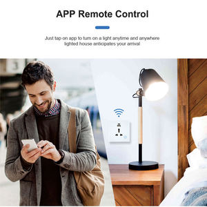 Prise Wi-Fi universelle {Manufacturer} avec panneau en verre, contrôle Wi-Fi Tuya Smart, charge rapide QC3.0, pour hôtel, bureau, maison, avec USB - Product Image 4