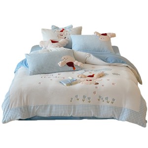 Juego de Ropa de Cama de Cuatro Piezas con Bordado de Dibujos Animados, de Felpa Suave, Cálido para Invierno, Agradable al Tacto, Duradero, con Diseño de Osos de Jardín - Product Image 5