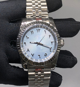 Reloj Automático NH35 con Esfera de Números Árabes, Movimiento Mecánico NH35, Estilo Ejecutivo y Sencillo - Product Image 2