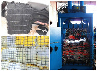 Presse à balles verticale automatique pour vêtements usagés de l'usine chinoise ; Machine à presser les t-shirts, moteur, bois, papier, plastique, verre, emballage