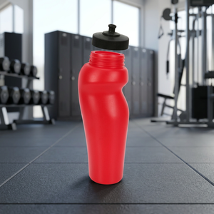Bouteille d'eau réutilisable en plastique M/S LIMITLESS HUNCH LH-02 Rouge 700ML avec couvercle noir pour vélo et activités de plein air - Product Image 1