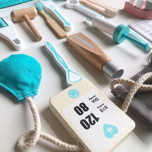Kit de <span class=keywords><strong>jeu</strong></span> de rôle dentiste pour enfants, <span class=keywords><strong>jeu</strong></span> d'imitation de maquillage, trousse médicale en bois simulée, outils de docteur interactifs parent-enfant - Product Image 3