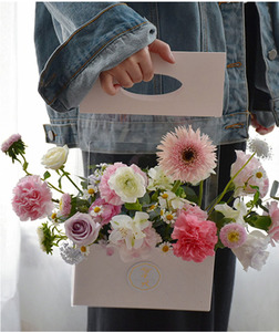 Logo personalizzato portatile cesto di fiori IN PVC trasparente finestra di fiori moda moderna vento contenitore di regalo - Product Image 3