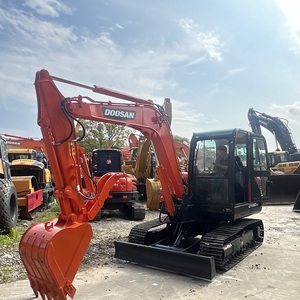 Mini-excavatrice sur chenilles Doosan DX60-9C d'occasion, petite pelle hydraulique de 6 tonnes pour travaux de construction - Product Image 5